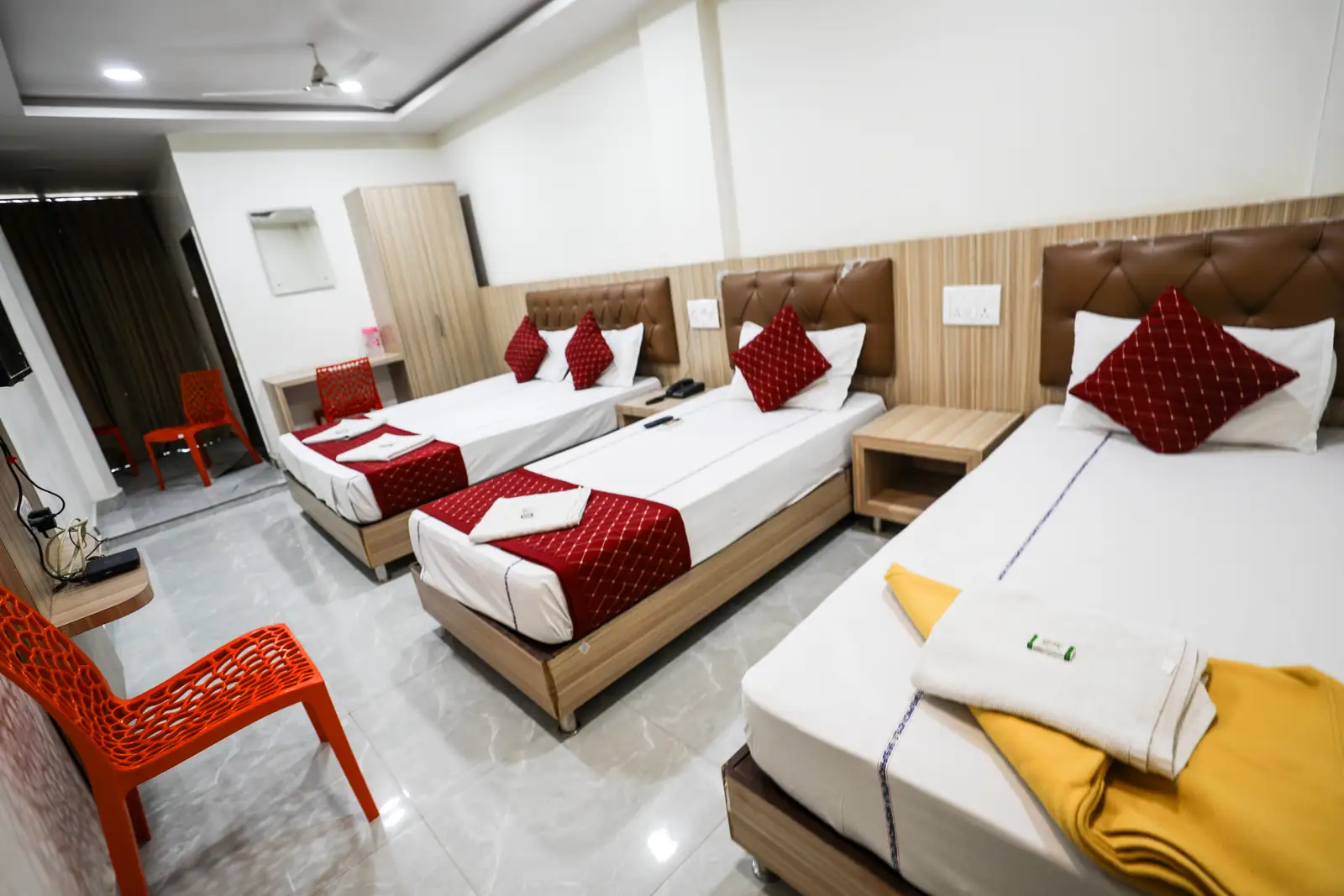 Hotel Supraja Lodge Stay Space in Chandanagar, Hyderabad